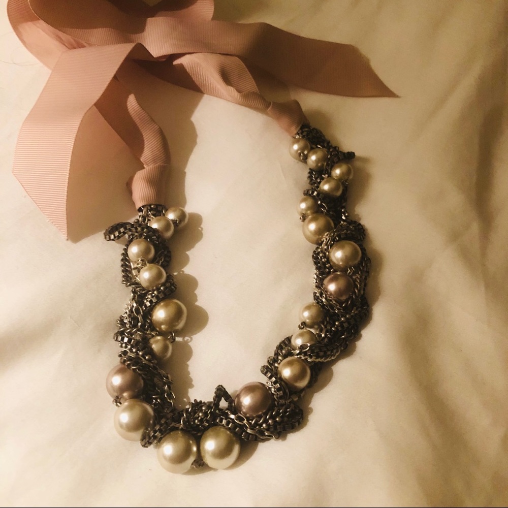 Stella & Dot pearl twist necklace with ribbon